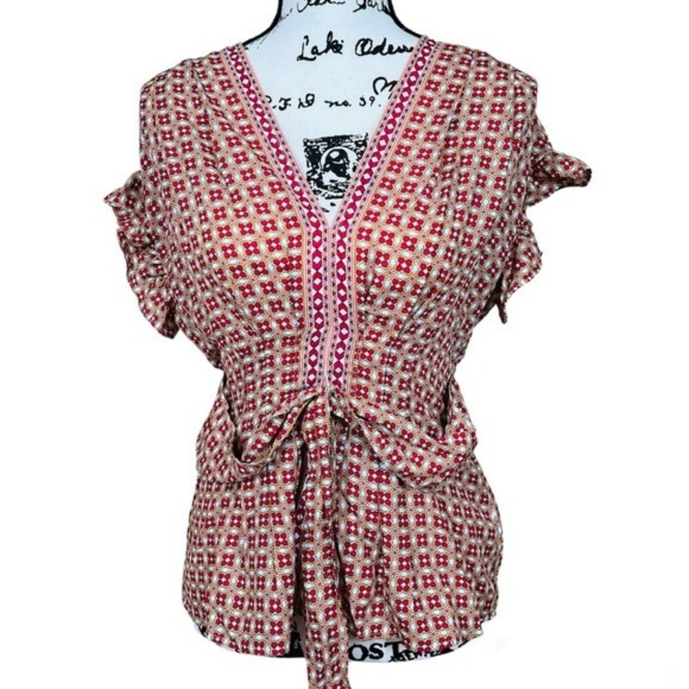 Max Studio red top geometric flutter sleeve smock waist front tie size XS boho